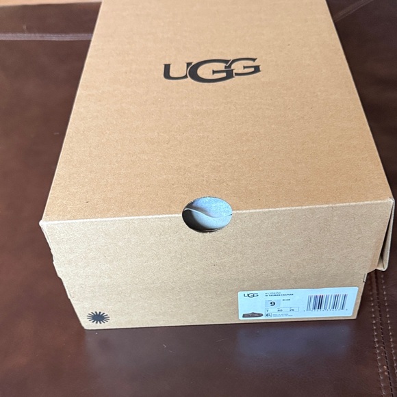 Leopard Print Uggs - Picture 4 of 4